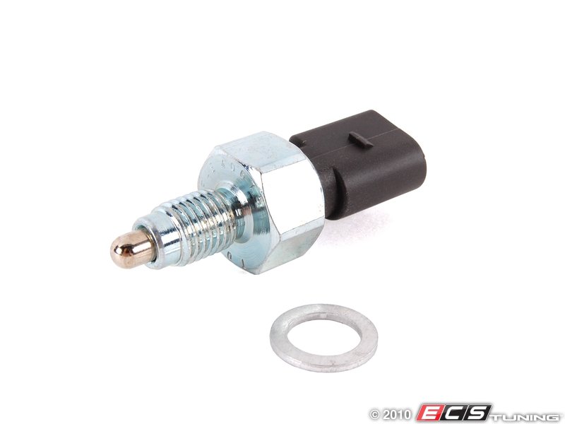 ES252495 02K945415C BackUp Light Switch Screw In Style Common