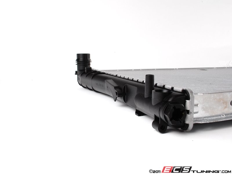 BMW E46 328i M52 2.8L Engine Cooling 17119071519 Radiator