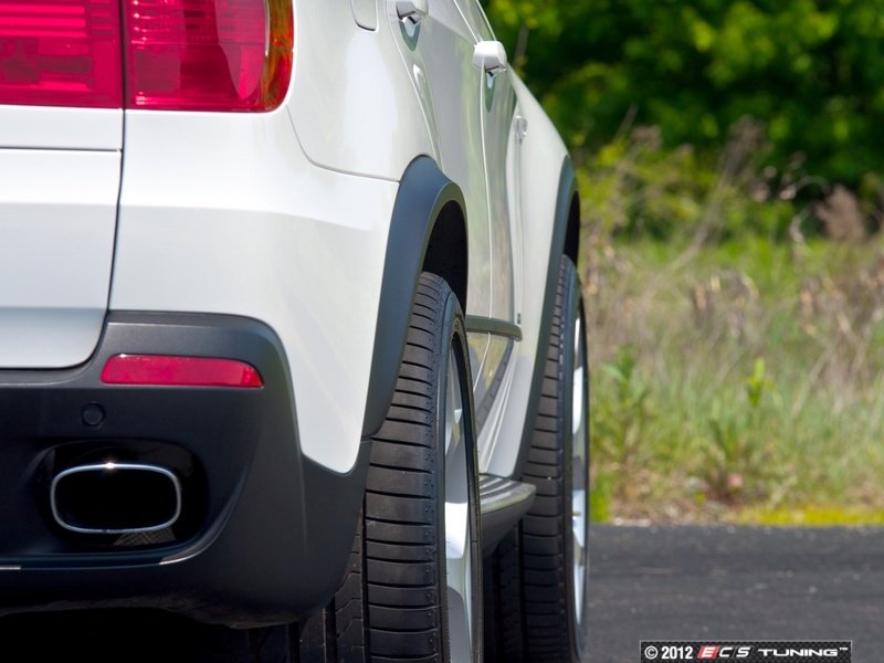 ECS News BMW E70 ECS Wheel Spacers