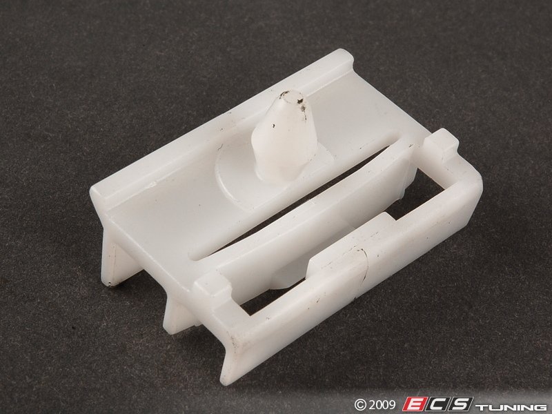 Bmw e36 m3 side skirt clips #4