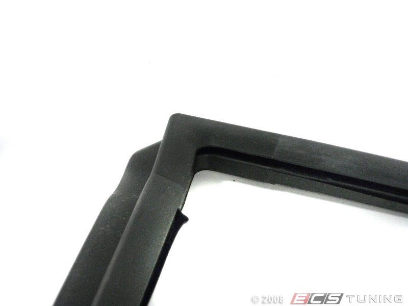 Bmw e60 rear window seal #6