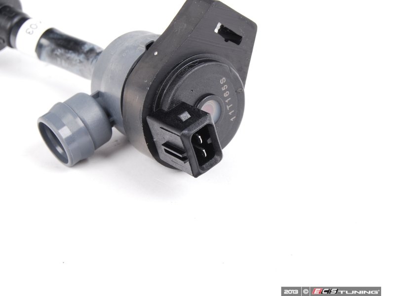 BMW E92 335i N54 3.0L 13907618652 Fuel Tank Vent Valve. ES2138069